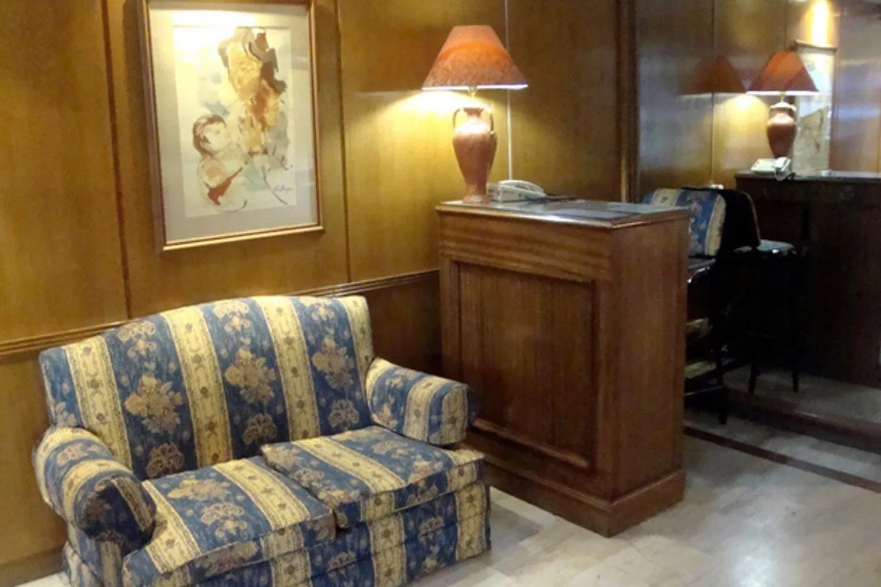 Home Suites Apart Hotel Mendoza Apartahotel