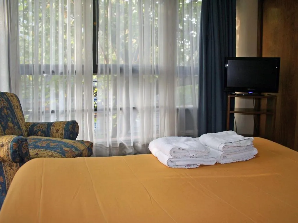 Home Suites Apart Hotel Mendoza Apartahotel